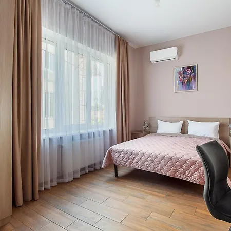 Aparthotel Five Seasons *