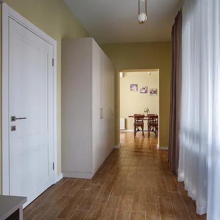 Apart-hotel Five Seasons