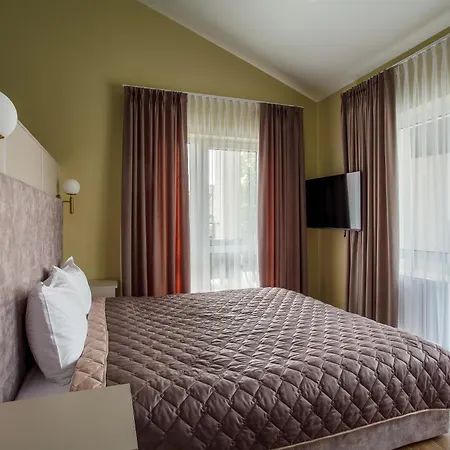 Lägenhetshotell Five Seasons Odessa