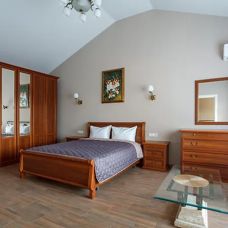 Aparthotel Five Seasons *