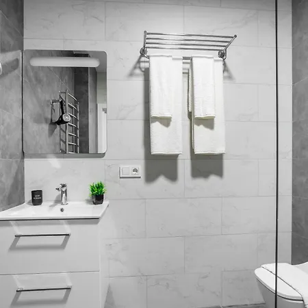 Hotel apartamentowy Five Seasons Odessa