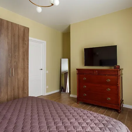 Five Seasons Apartmanhotel