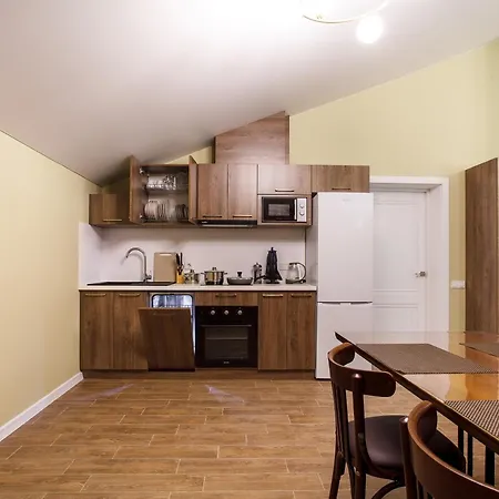 Five Seasons 3* Odessa