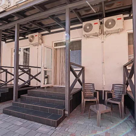 Five Seasons Appart hôtel 4*