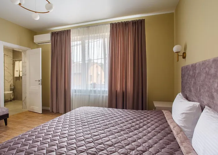 Apartmanhotel Five Seasons 3*