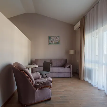 Apart Otel Five Seasons Odessa