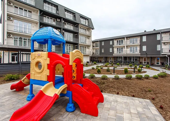 Five Seasons 3* Odessa